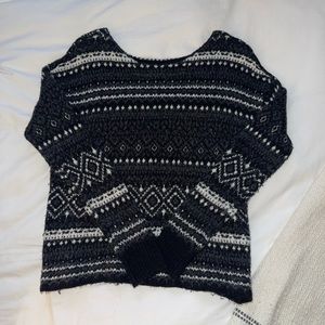 American Eagle Sweater